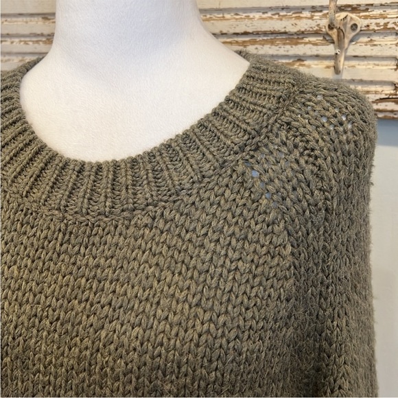 Theyskins Theory Cozy army green Knit Sweater - Picture 14 of 16